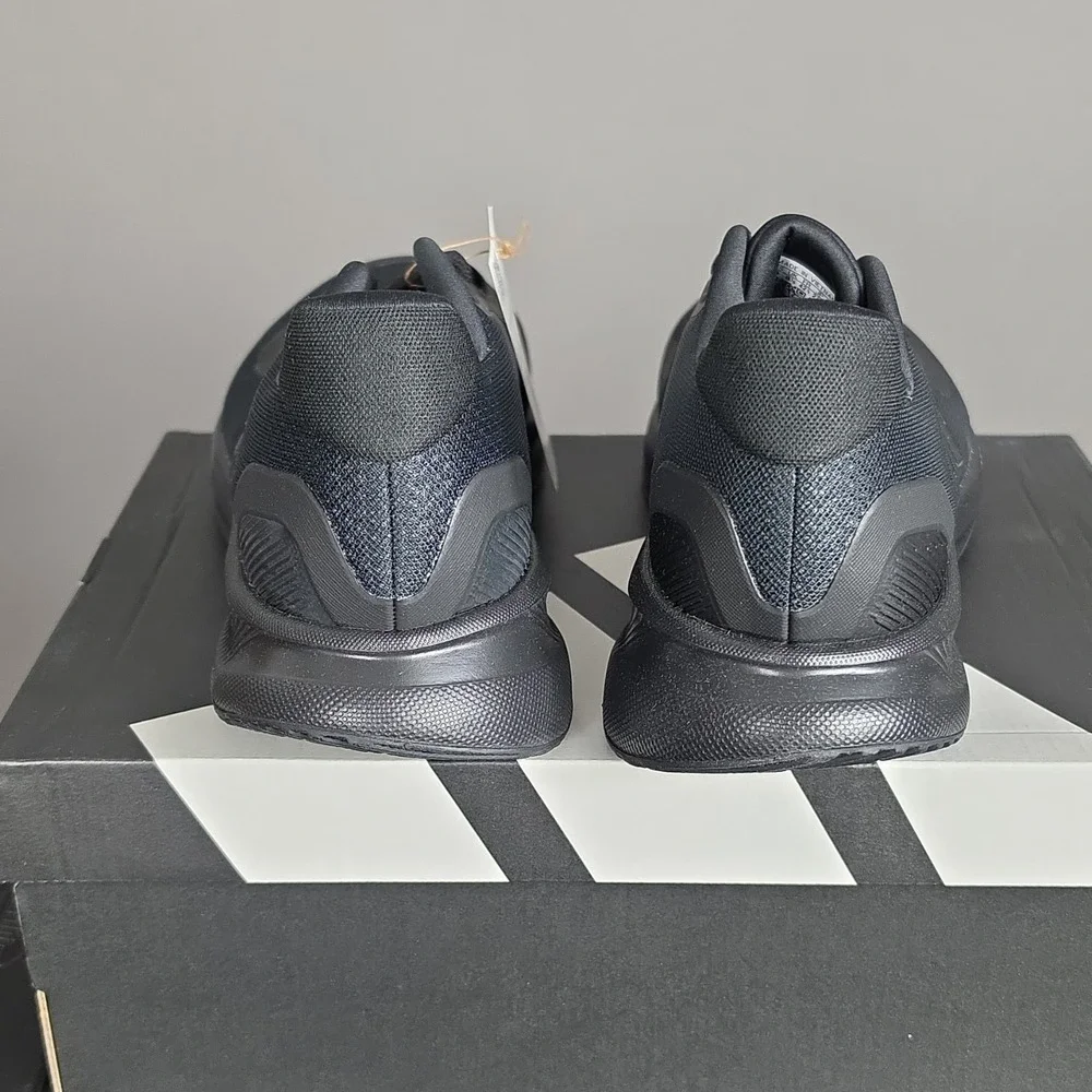 Adidas Runfalcon 5 Mens Running Shoes Triple Black IE8812 Size 10.5 Sneakers